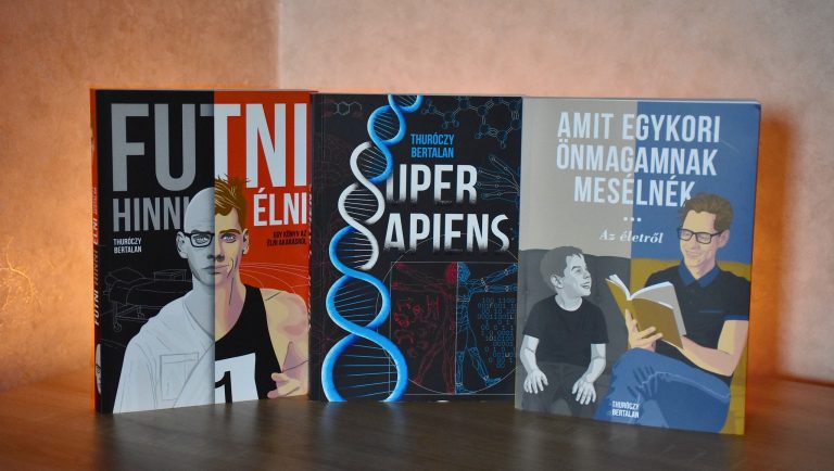 Harminc év három kötetben